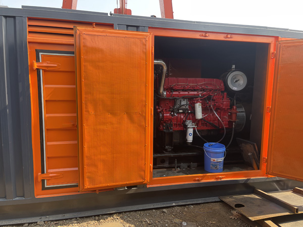 西林哪些因素会影响 200KW 柴油发电机的燃油消耗率？