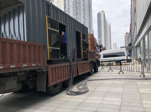 西林柴油发电机空气滤清器在不同季节的更换周期是否有差异？
