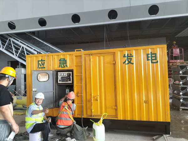 西林怎样判断空气滤清器是否需要更换？